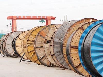 鄭州電纜廠-河南太平洋線纜供應電線電纜型號規(guī)格豐富多樣：阻燃、耐火、低煙無鹵、礦物絕緣、屏蔽控制等適用于各種建筑工程。