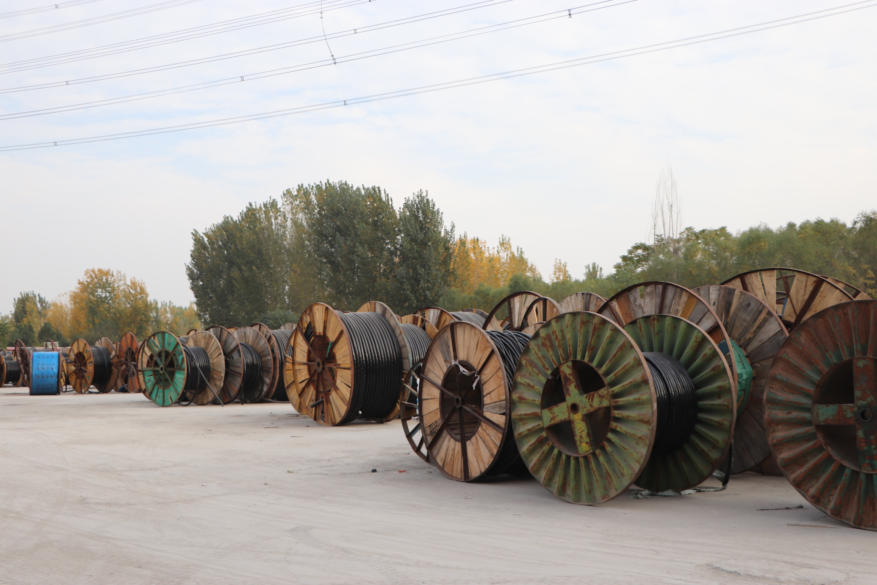 鄭州電線電纜廠電纜價(jià)格淺談0.6/1kv是幾平方線？